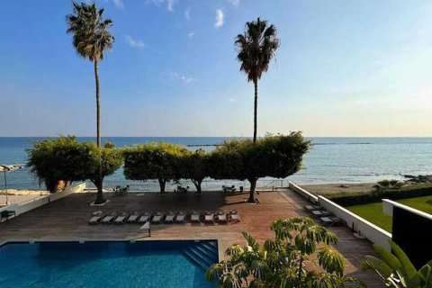 2 bedrooms Apartment in Limassol, Cyprus No. 78657 1