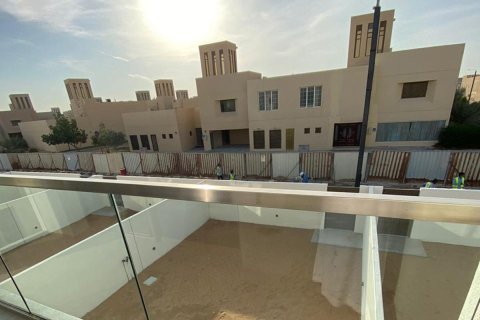 2 bedrooms Townhouse in Thach Than, Vietnam No. 93029 27