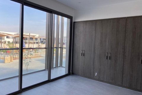 2 bedrooms Townhouse in Thach Than, Vietnam No. 93029 12