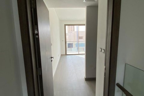 2 bedrooms Townhouse in Thach Than, Vietnam No. 93029 18