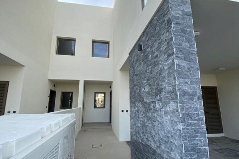 2 bedrooms Townhouse in Thach Than, Vietnam No. 93029 25
