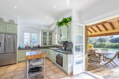 4 chambres Villa à Opio, France No. 75937 3