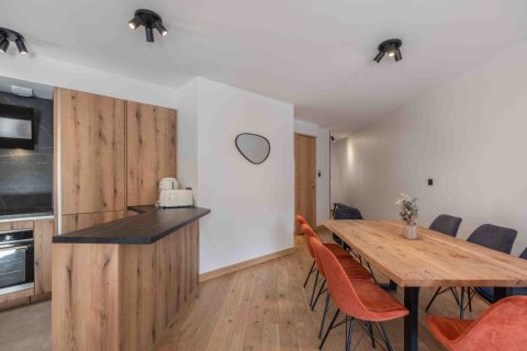 2 bedrooms Apartment in Champagny-en-Vanoise, France No. 100221 4