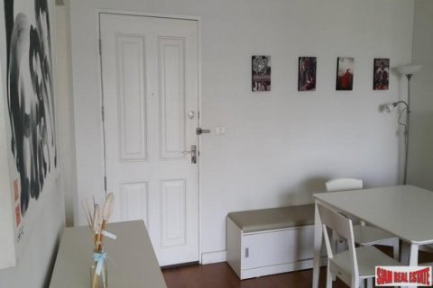 2 bedrooms Apartment in Bangkok, Thailand No. 96063 3