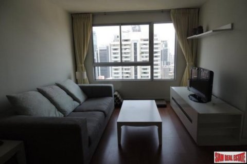 2 bedrooms Apartment in Bangkok, Thailand No. 96063 5