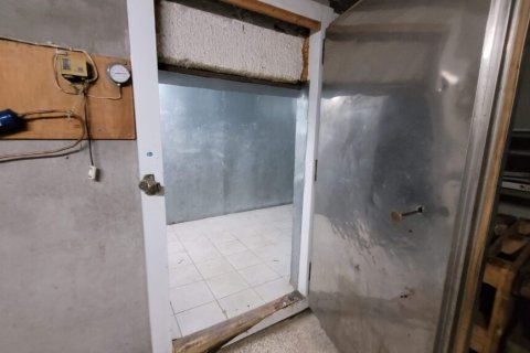 360m² Commercial property à Kalamaria, Greece No. 107998 2