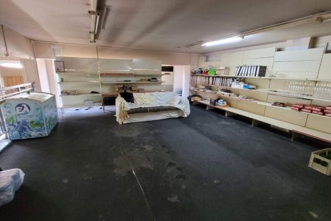 360m² Commercial property à Kalamaria, Greece No. 107998 15