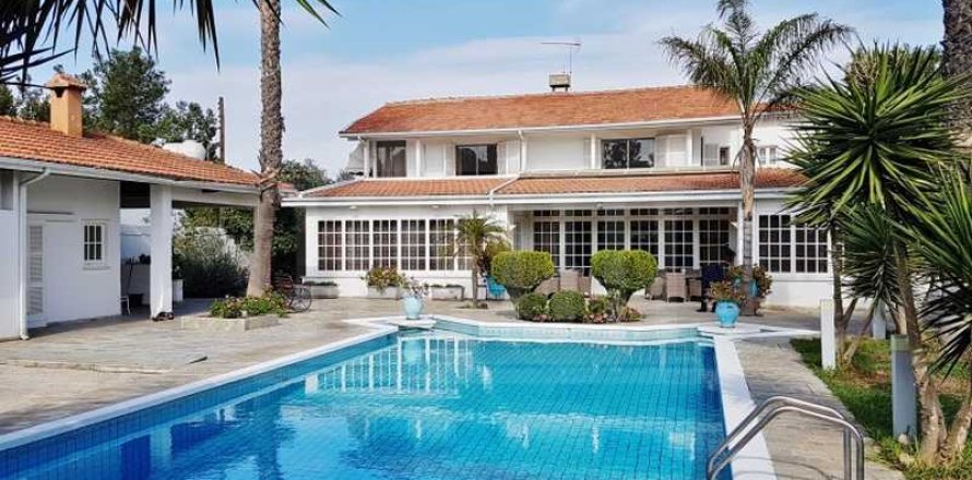 5 chambres Villa à Nicosia, Cyprus No. 82057