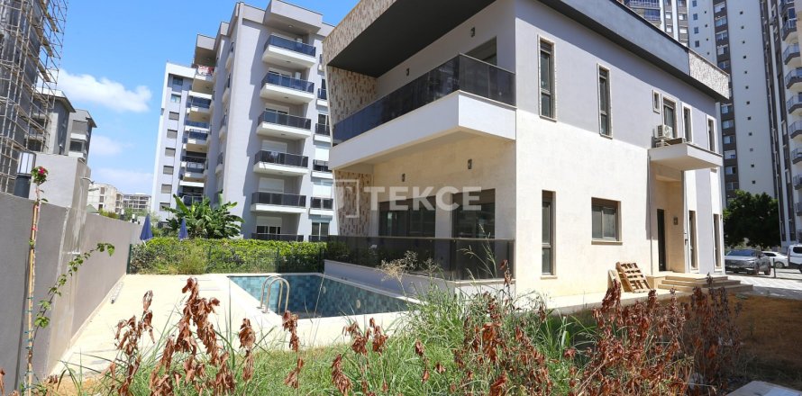 4 dormitorios Villa en Aksu, Turkey No. 98969