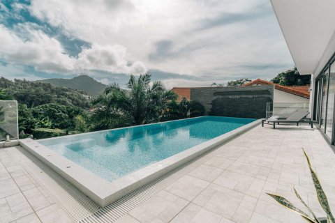 5 bedrooms Villa in Kamala, Thailand No. 2009 24