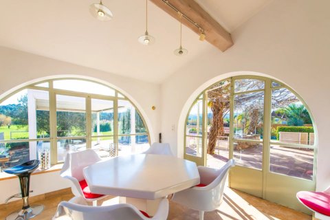 Вилла с 6 спальнями в Коголен, Франция №79625 3