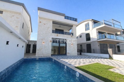5 bedrooms Villa in Belek, Turkey No. 121289