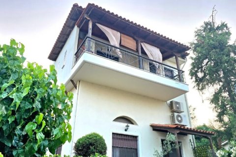 Мезонет с 4 спальнями в Термаикос, Греция №117359 1