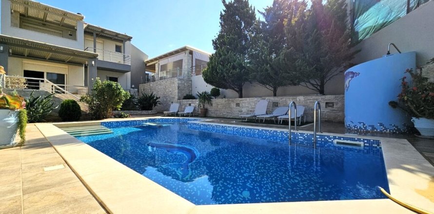 3 bedrooms Villa in Gazi, Greece No. 109019