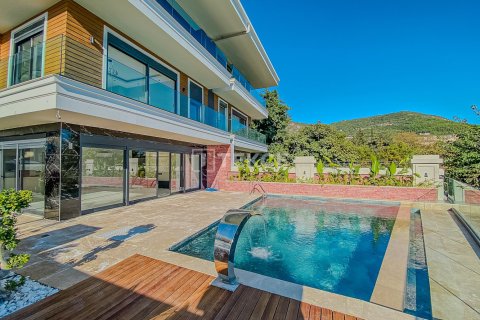 5 bedrooms Villa in Alanya, Turkey No. 75233