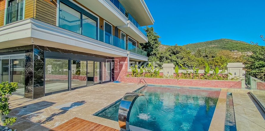 5 dormitorios Villa en Alanya, Turkey No. 75233