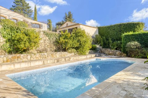 3 bedrooms Villa in Grasse, France No. 100286 12