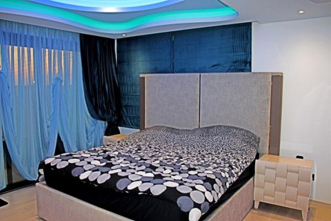 3 bedrooms Villa in Paphos, Cyprus No. 106232 8