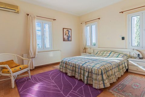 5 bedrooms Villa in Limassol, Cyprus No. 37812 14