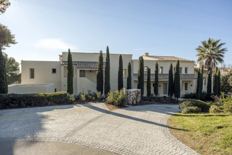 3 bedrooms Apartment in Cagnes-sur-Mer, France No. 99749 2