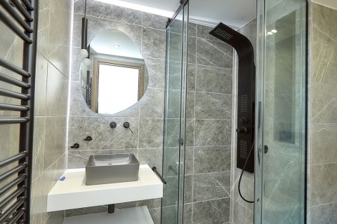 4 bedrooms Villa in Keratea, Greece No. 116817 8