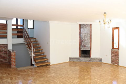 5 bedrooms Apartment in Quang Ngai, Vietnam No. 11768 10