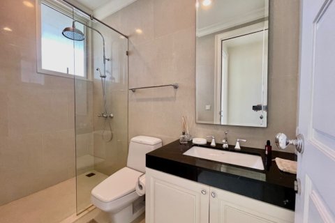 2 dormitorios Apartment en Bangkok, Thailand No. 97264 9