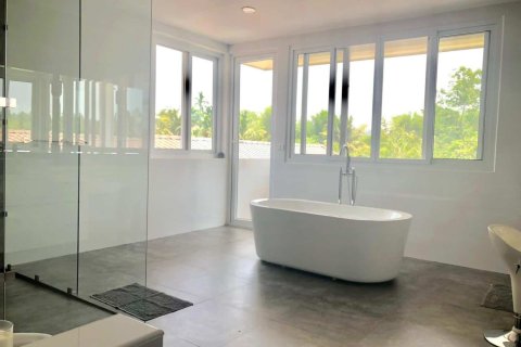 5 bedrooms House in Chiang Mai, Thailand No. 97737 18