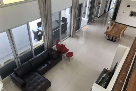 5 bedrooms House in Chiang Mai, Thailand No. 97737 9