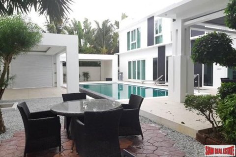 5 bedrooms House in Pattaya, Thailand No. 96935 29
