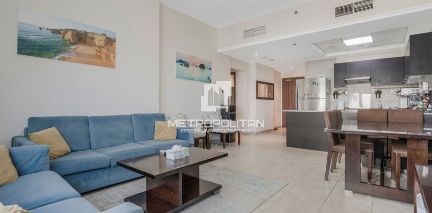 2 bedrooms Apartment in Nguyen Thi Minh Khai, Vietnam No. 42375