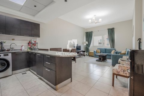 2 bedrooms Apartment in Nguyen Thi Minh Khai, Vietnam No. 42375 7