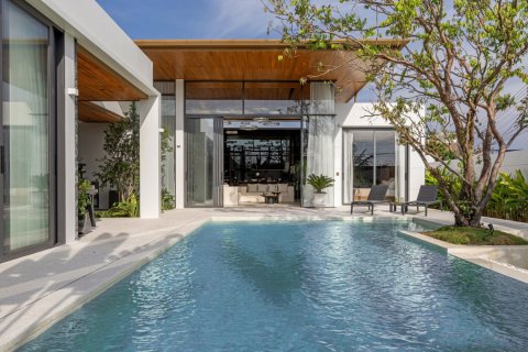 4 bedrooms Villa in Phuket, Thailand No. 69867 17