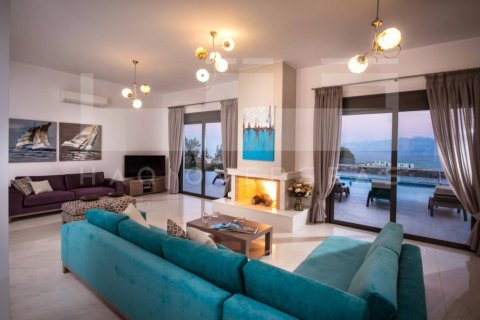 5 bedrooms Villa in Agios Nikolaos, Greece No. 24350 24