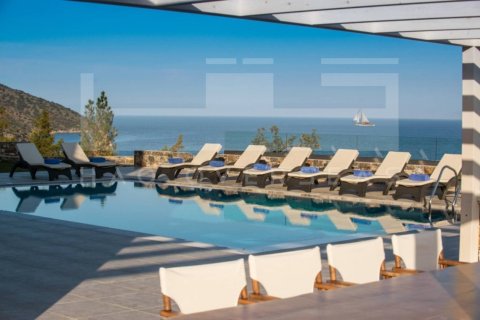 5 bedrooms Villa in Agios Nikolaos, Greece No. 24350 18