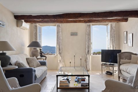 4 dormitorios House en Mougins, France No. 72562 2