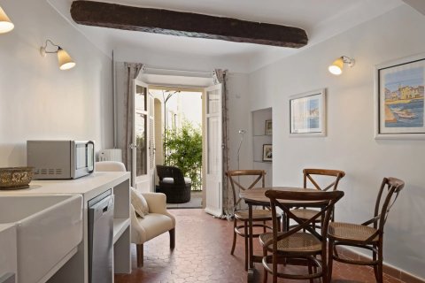 4 dormitorios House en Mougins, France No. 72562 4