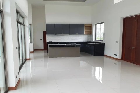 3 bedrooms House in Chiang Mai, Thailand No. 1383 3