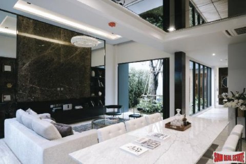 4 dormitorios House en Bangkok, Thailand No. 96903 8