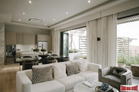 4 dormitorios House en Bangkok, Thailand No. 96903 13