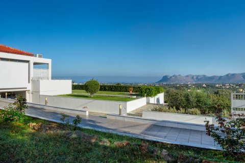 5 bedrooms Villa in Chania, Greece No. 23870 9