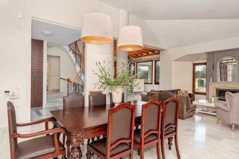 5 bedrooms Villa in Chania, Greece No. 23870 14