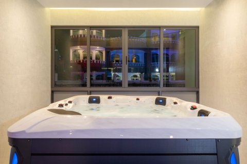 5 bedrooms Villa in Phuket, Thailand No. 86161 27