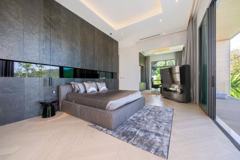 5 bedrooms Villa in Phuket, Thailand No. 86161 15