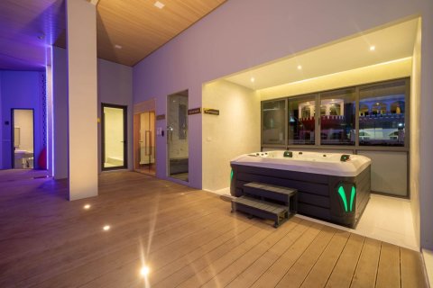 5 bedrooms Villa in Phuket, Thailand No. 86161 26