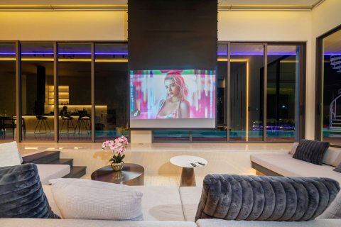 5 bedrooms Villa in Phuket, Thailand No. 86161 3