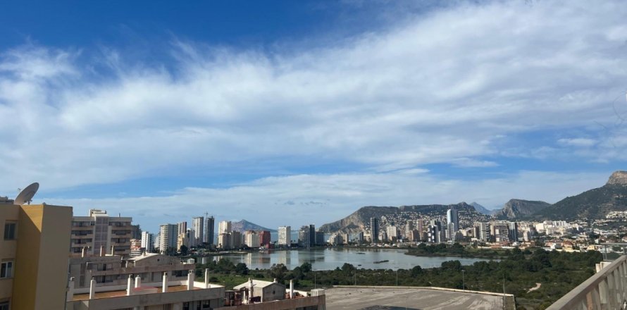 3 bedrooms Penthouse in Calpe, Spain No. 124703