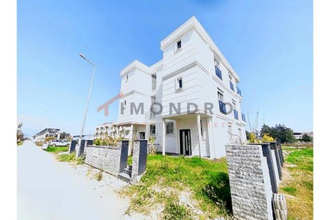 4 bedrooms Villa in Phu My, Vietnam No. 80486 1