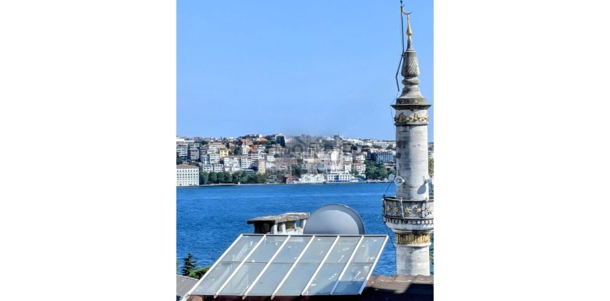 4 dormitorios Apartment en Besiktas, Turkey No. 125278