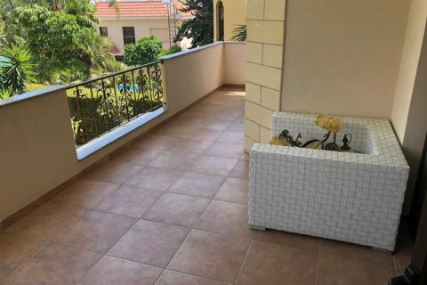 5 bedrooms House in Agios Tychonas, Cyprus No. 29811 9